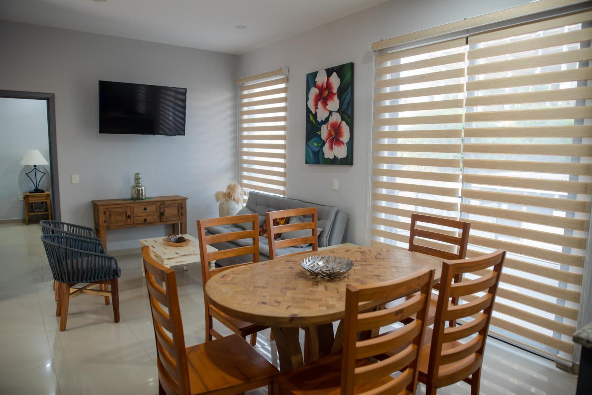 2Br/2Ba Condo 1 Block To Ocean! - Unit 3 마사틀란 외부 사진